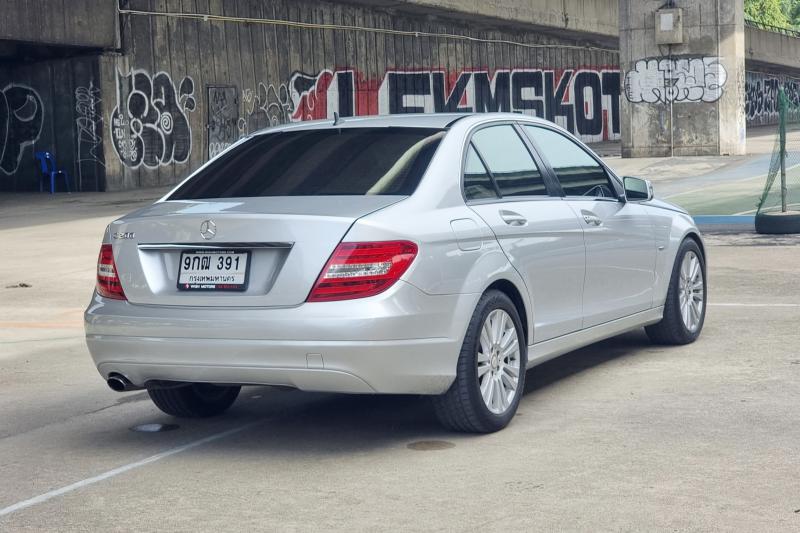 BENZ C200 CGI BE 2013