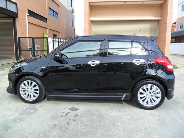 SUZUKI Swift 2015