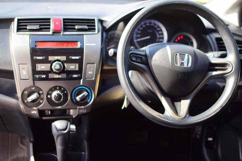 HONDA SV 2013