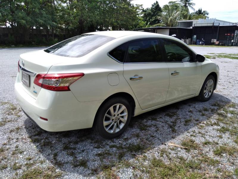 NISSAN SYLPHY 2012