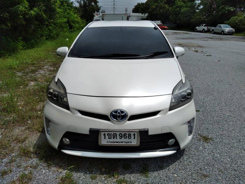 TOYOTA PRIUS 2012