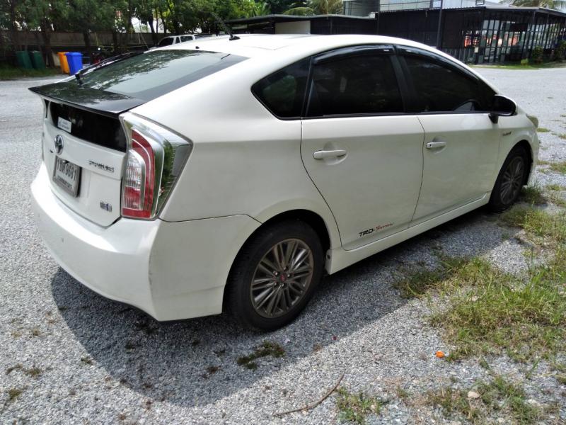 TOYOTA PRIUS 2012