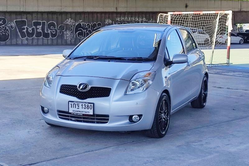 TOYOTA Yaris 2007