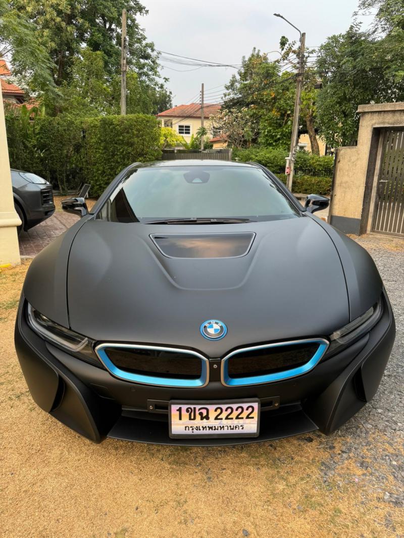 BMW I8 2016