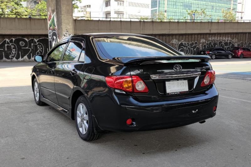 TOYOTA Altis  2010