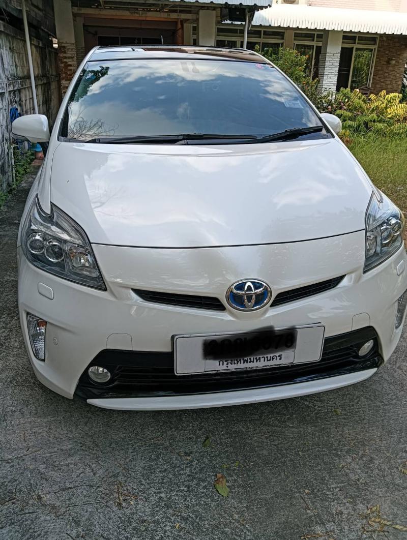 TOYOTA PRIUS 2013