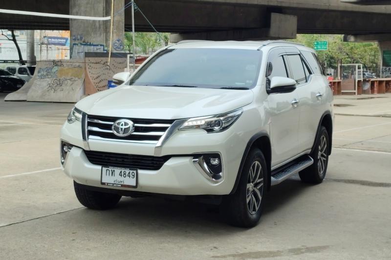 TOYOTA FORTUNER 2018