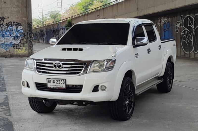 TOYOTA Hilux VIGO Champ 2012