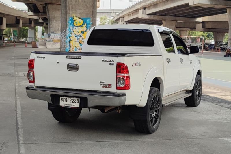 TOYOTA Hilux VIGO Champ 2012