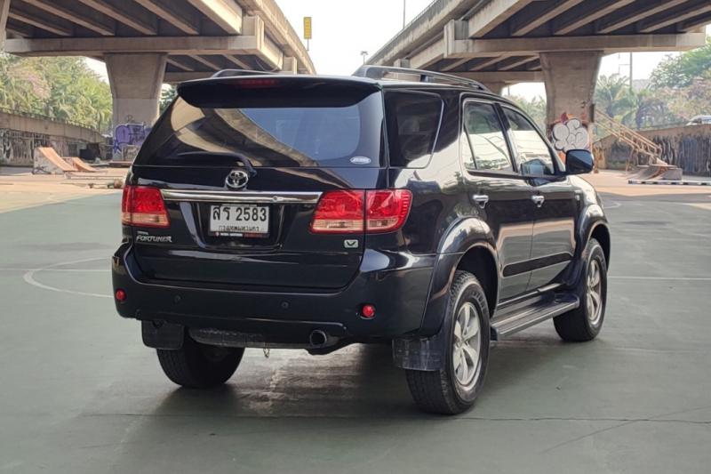 TOYOTA FORTUNER 2006