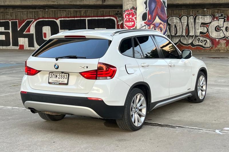 BMW X1 2011