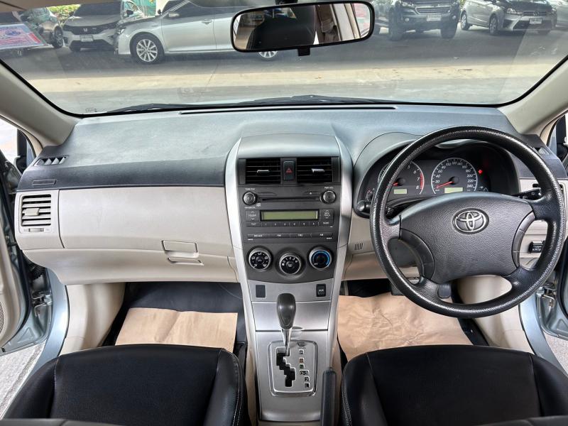 TOYOTA ALTIS 2010