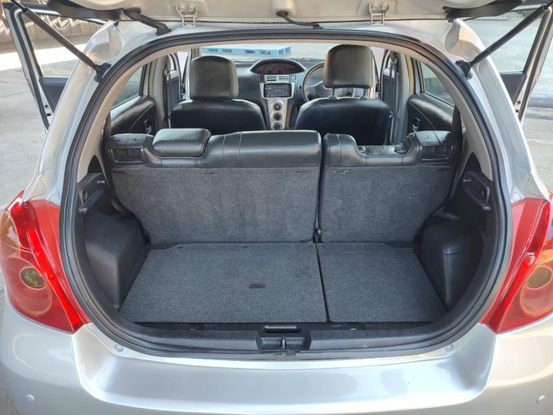 TOYOTA Yaris 2007