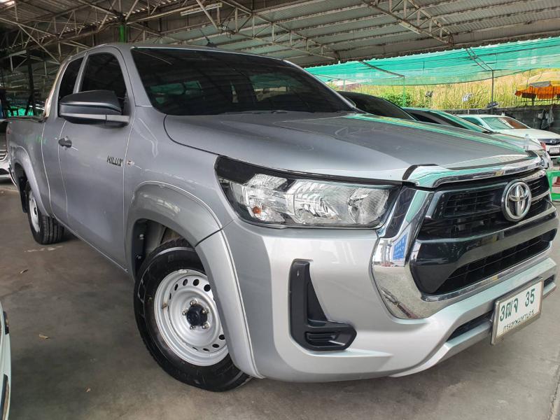 TOYOTA Hilux Revo 2.4 Entry 2021