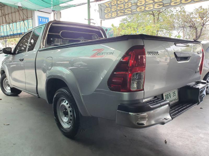 TOYOTA Hilux Revo 2.4 Entry 2021