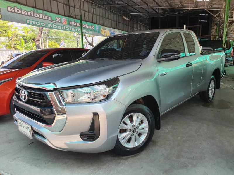 TOYOTA Hilux Revo 2.4 Entry 2021