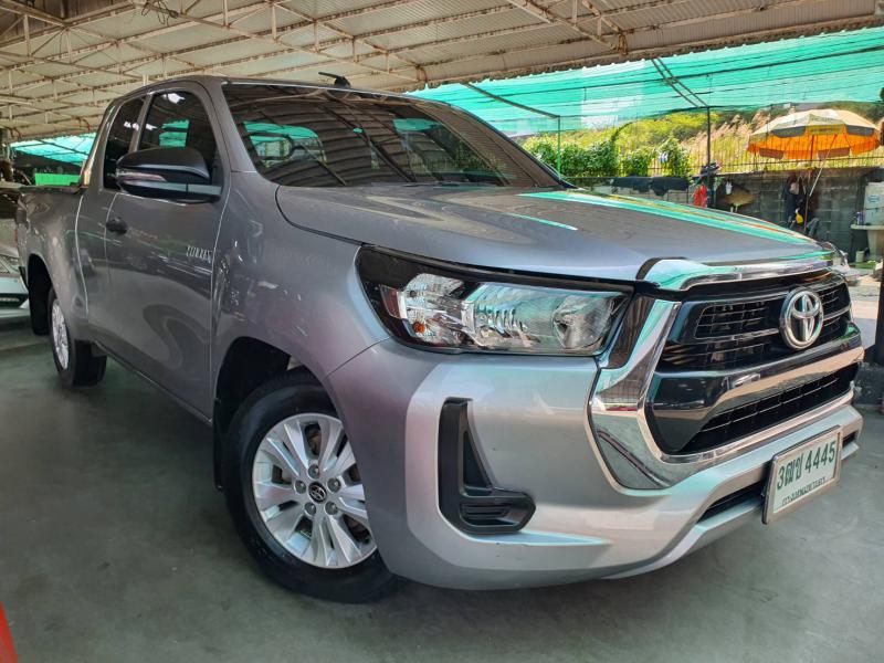 TOYOTA Hilux Revo 2.4 Entry 2021