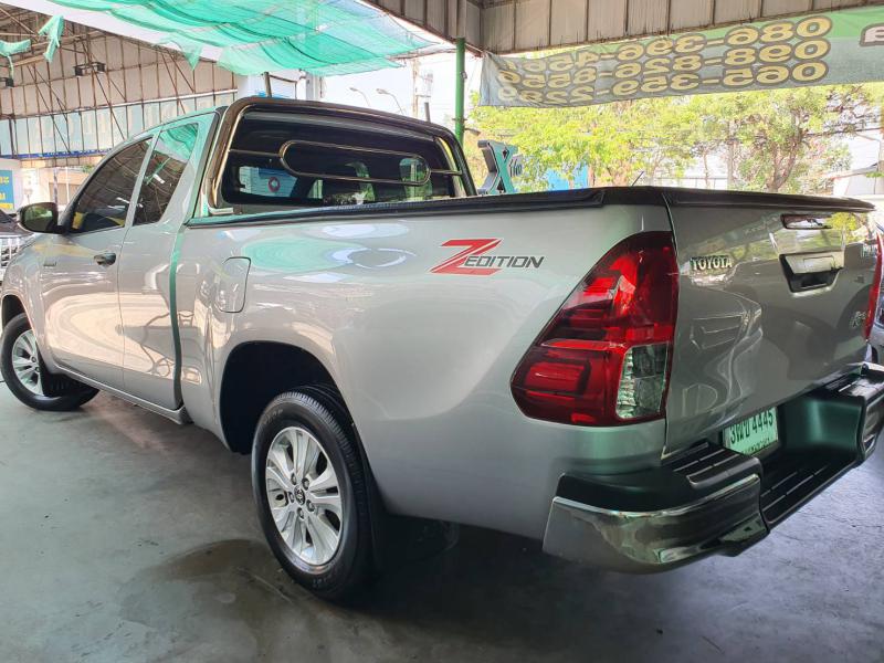 TOYOTA Hilux Revo 2.4 Entry 2021