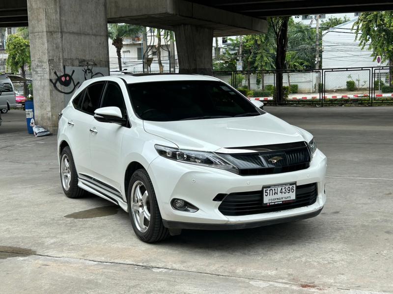 TOYOTA Harrier 2014