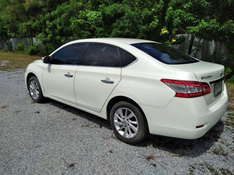 NISSAN SYLPHY 2012