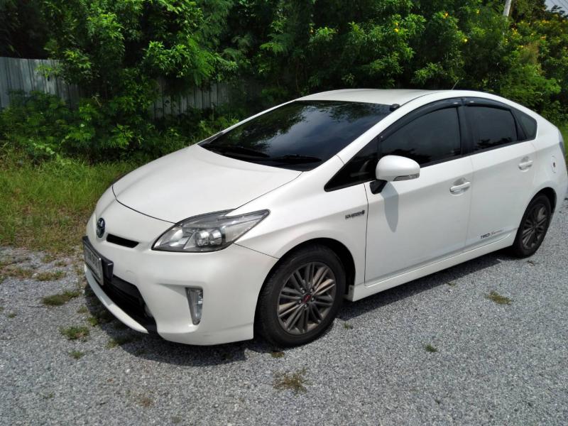 TOYOTA PRIUS 2012