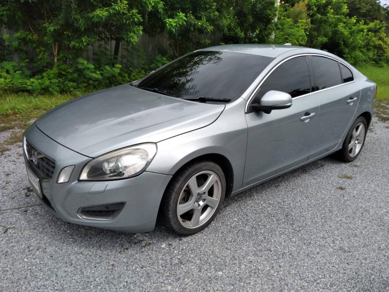 VOLVO S60 2012