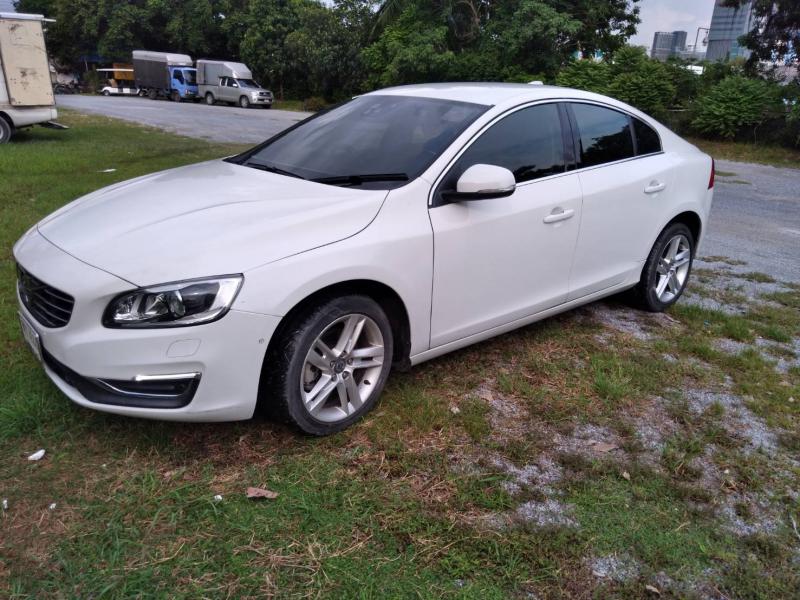 VOLVO S60 2015