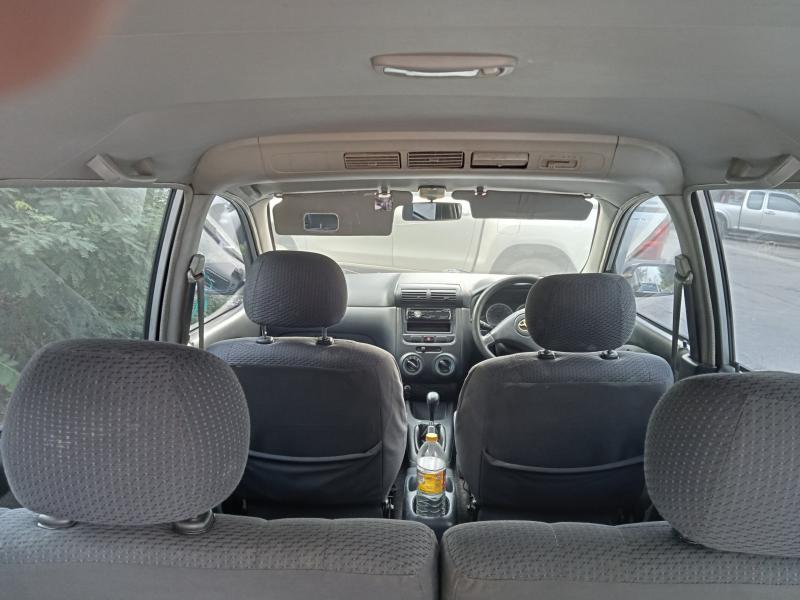 TOYOTA Avanza 2004