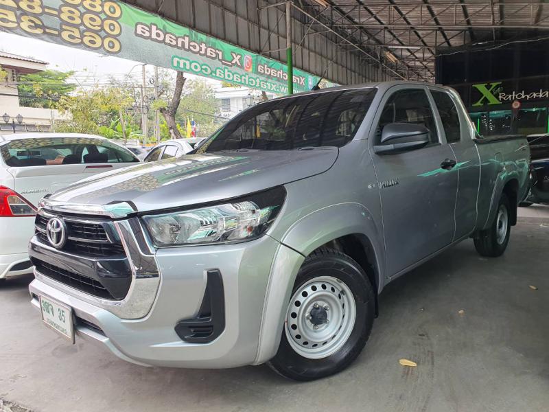 TOYOTA Hilux Revo 2.4 Entry 2021