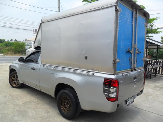 MITSUBISHI Triton 2019