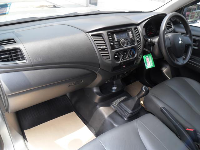 MITSUBISHI Triton 2019