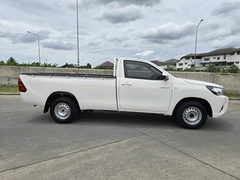 TOYOTA Revo 2.4 J+ 2018