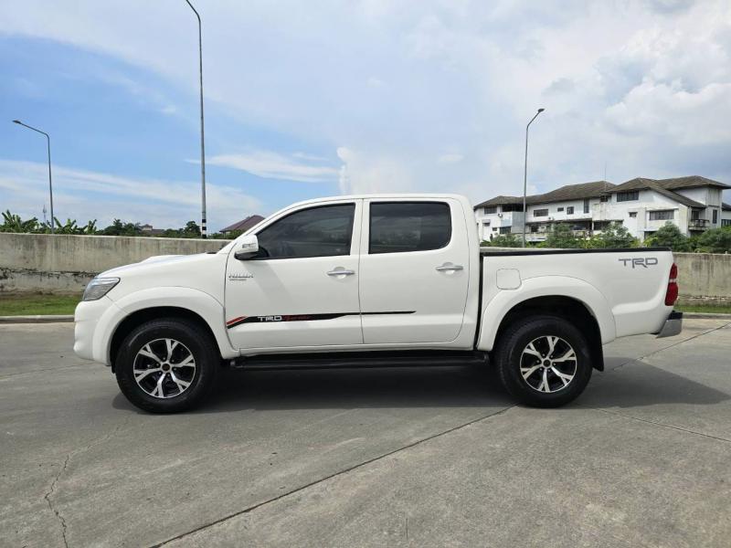TOYOTA Vigo 2.5TRD Prerunn 2013