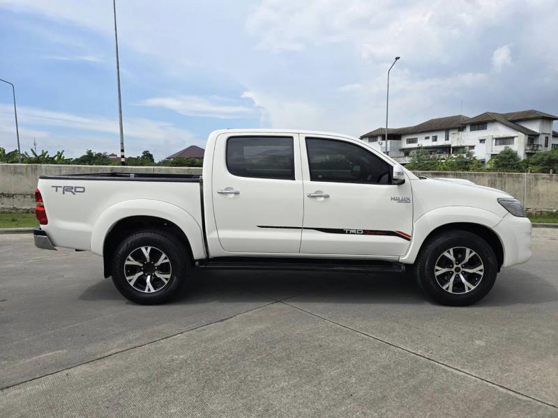 TOYOTA Vigo 2.5TRD Prerunn 2013