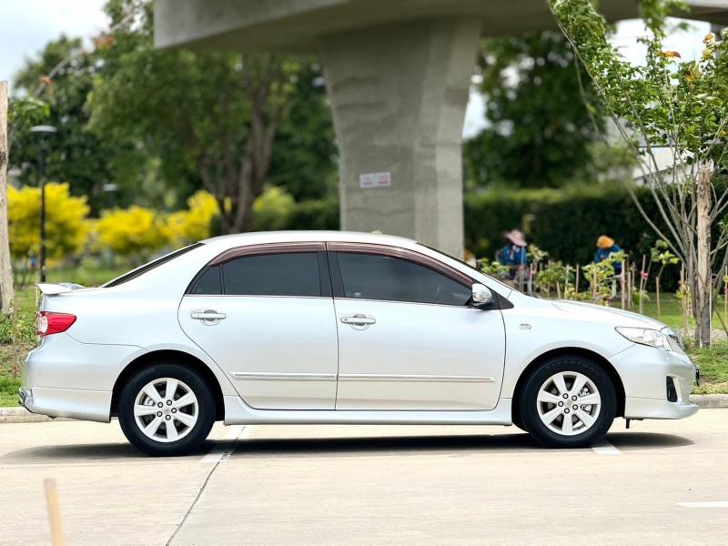 TOYOTA Altis 1.6E 2012