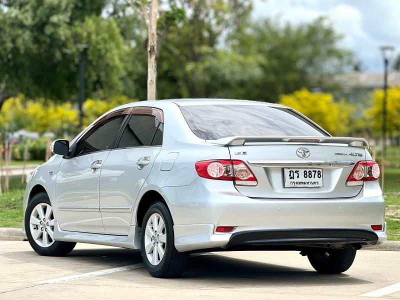 TOYOTA Altis 1.6E 2012