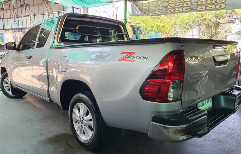 TOYOTA Hilux Revo 2.4 Entry 2021