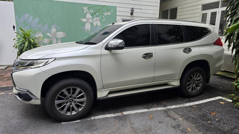 MITSUBISHI Pajaro Sport 2015