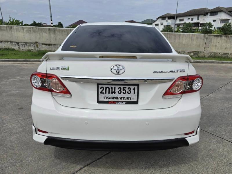 TOYOTA Altis 1.6E CNG 2013