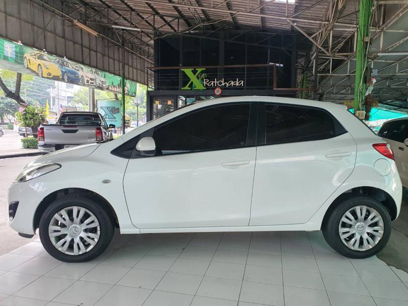 MAZDA mazda 2 2010