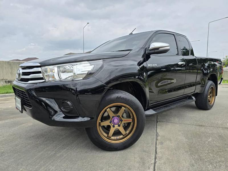 TOYOTA Revo 2.4E Prerunner 2010