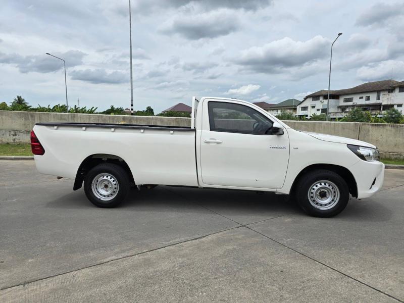 TOYOTA Revo 2.4 J+ 2018