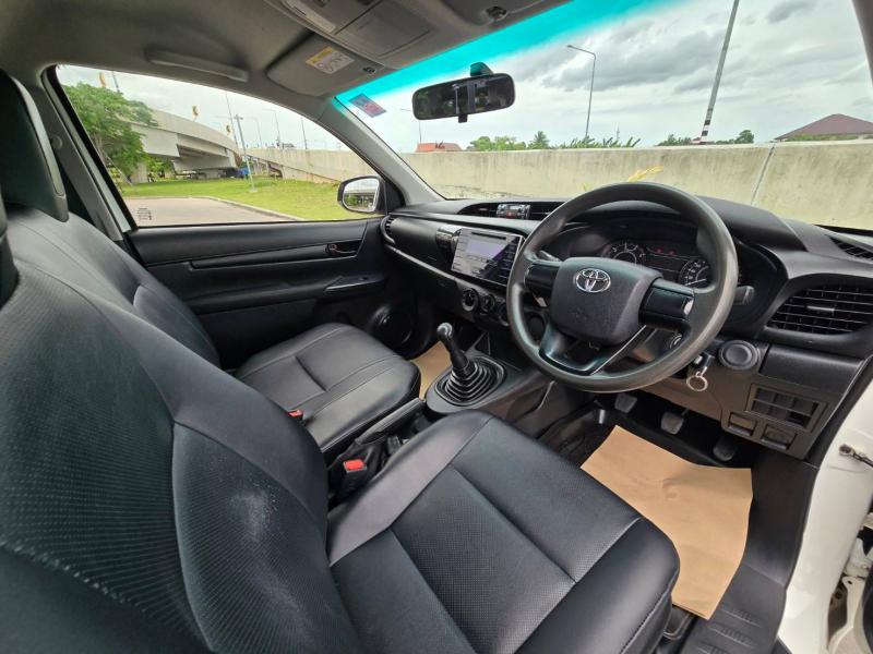 TOYOTA Revo 2.4 J+ 2018