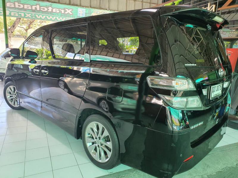 TOYOTA Vellfire 2.4V 2011