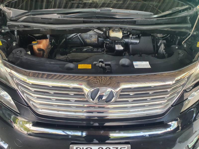 TOYOTA Vellfire 2.4V 2011