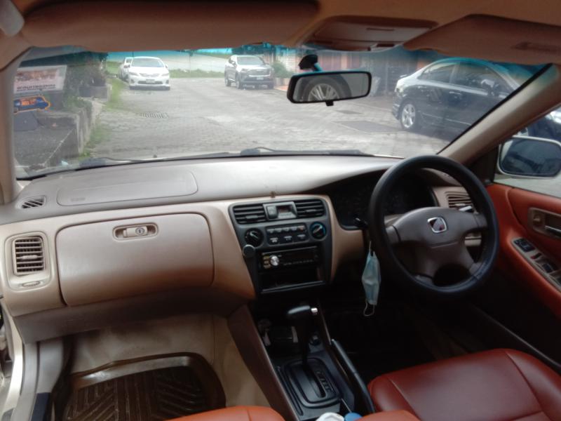 HONDA Accord 2000