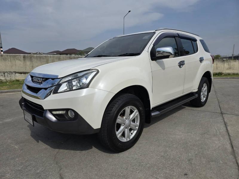 ISUZU MuX 3.0 2WD 2014