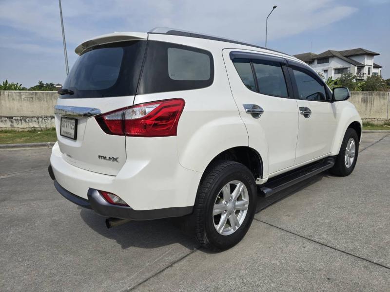 ISUZU MuX 3.0 2WD 2014