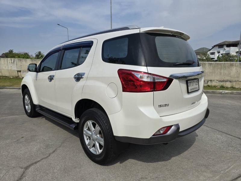 ISUZU MuX 3.0 2WD 2014