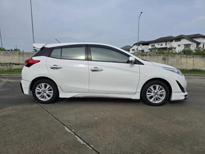 TOYOTA Yaris 1.2E 2019